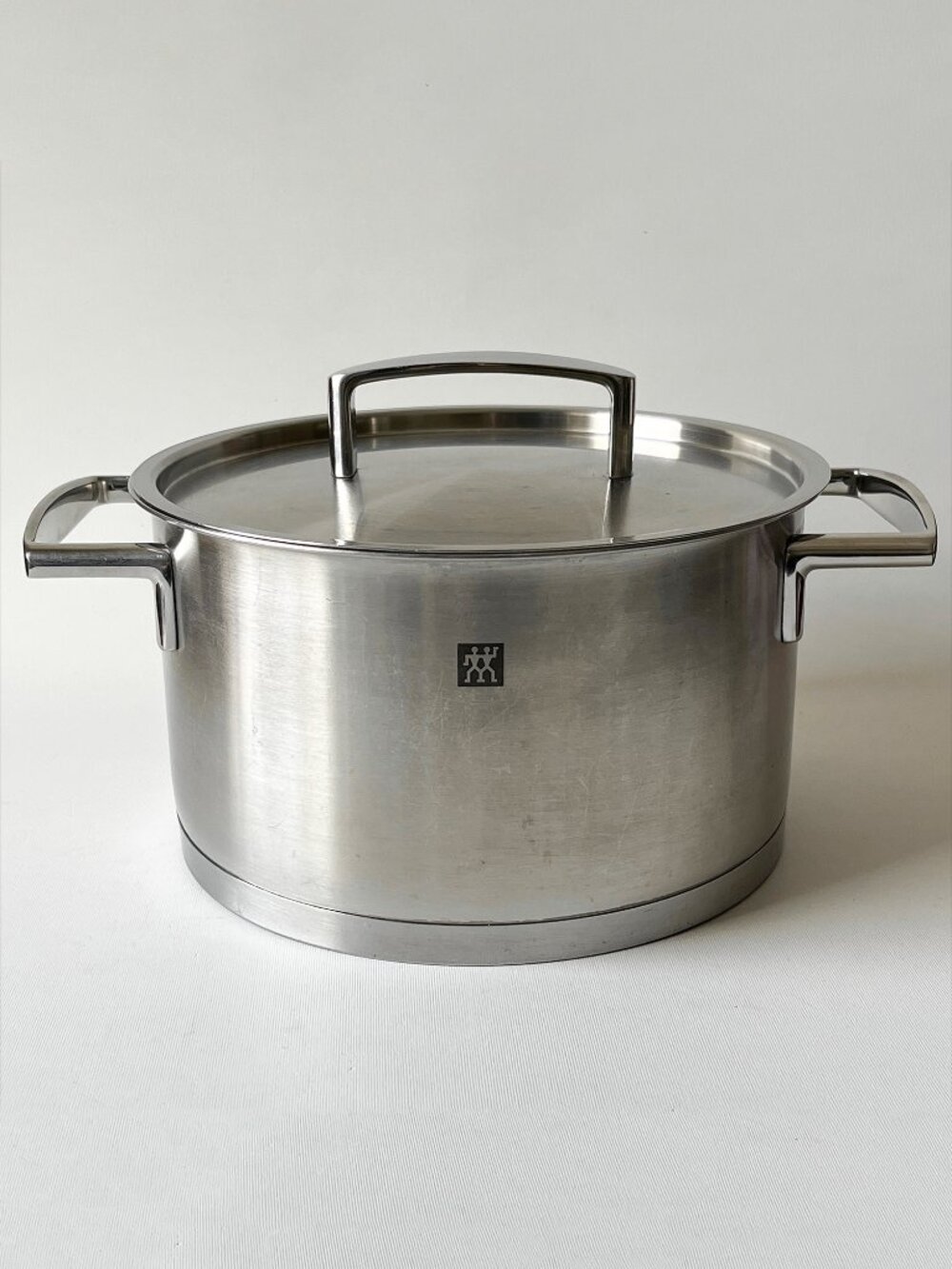 Zwilling J.A. Henckels 3L Stainless Steel Sauce Pot w/ Lid 18/10